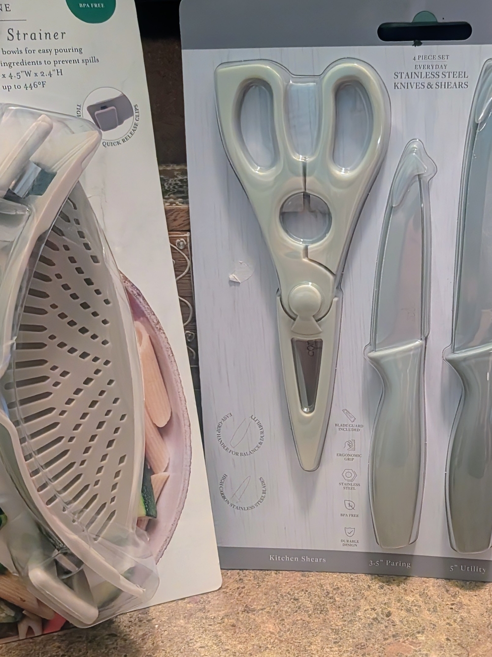 Everyday Kitchen Strainer & Knife Set